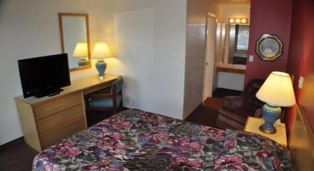 Номер Standard Uptown Inn