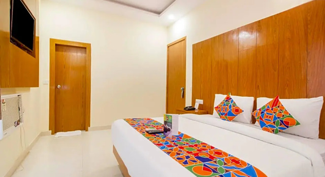 Номер Superior FabHotel Aries - Nr IGI Airport New Delhi