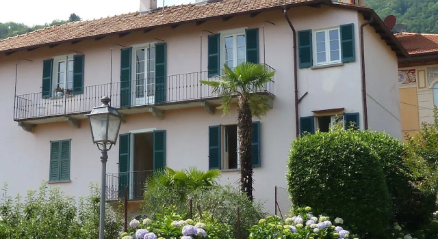 Апартаменты c 1 комнатой с балконом и с видом на озеро B&B Casa Forster