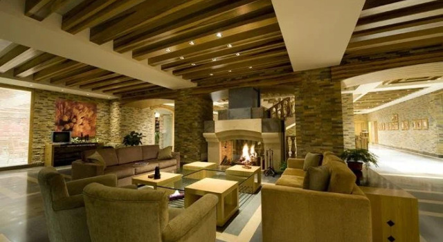 Terrebrune Hotel