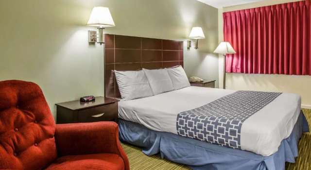 Номер Standard Rodeway Inn Groton - New London