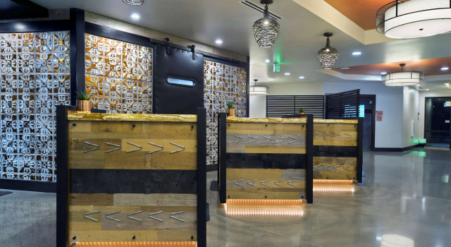 Oxford Suites Paso Robles, Забронировать Отель Пасо-Роблс Paso Robles Wine Country