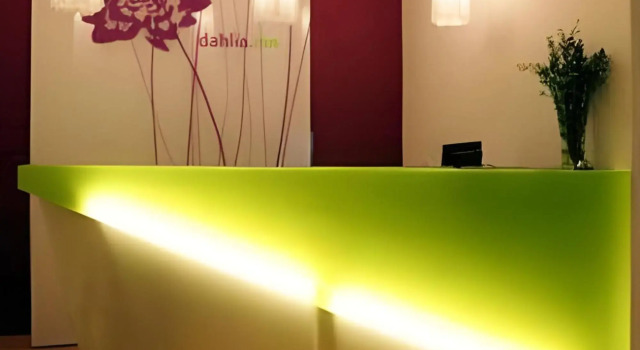 Dahlia Inn, Prenota Hotel Hotel economici a Praga, vicino a Ledebour Garden