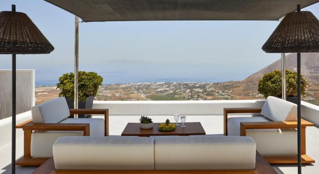 Вилла с видом на море Kamini Santorini Luxury Villas