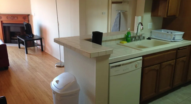 Апартаменты Strathmore Apartments