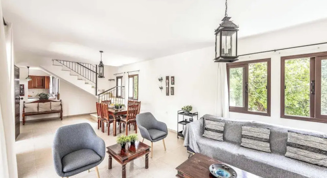 Villa Ay Kyriaki, Rezervovat Vila Chaty v Polis Chrysochous, Chalupa