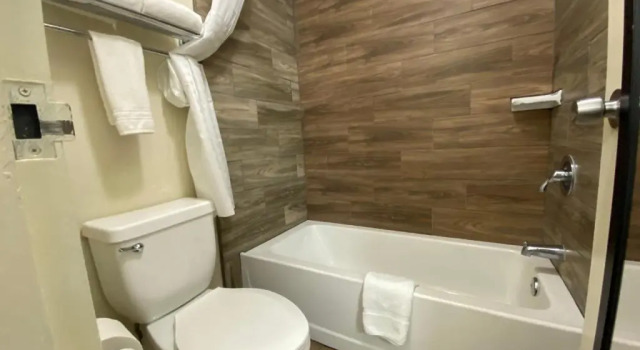 Номер Standard Super 8 by Wyndham El Paso Airport