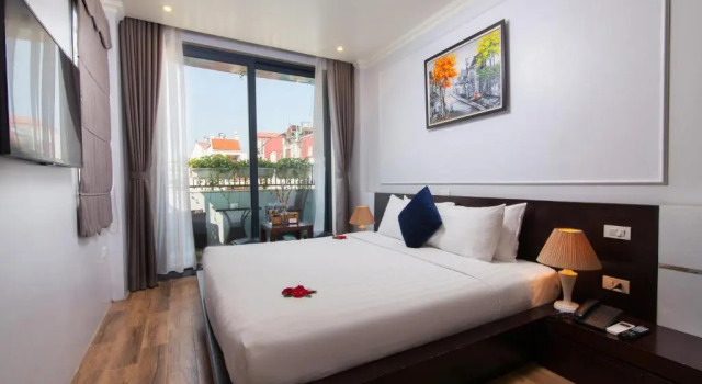 Полулюкс с балконом Bella Rosa Hotel & Travel
