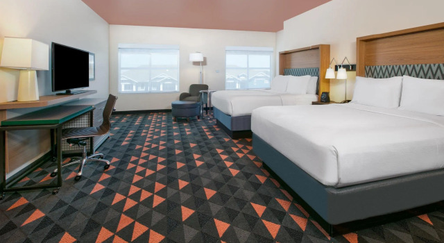 Четырёхместный номер Standard Holiday Inn Dallas - Fort Worth Airport South by IHG