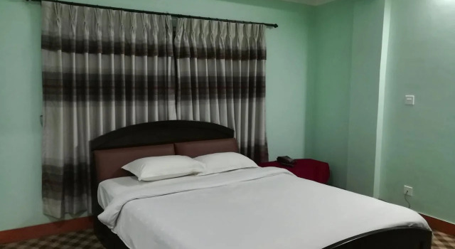 Hotel Himalayan Spire, Забронировать Отель Отели Катманду 3 звезды, 3*