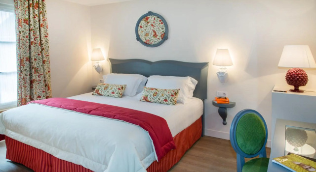 Relais des Trois Châteaux Hôtel-Restaurant - Teritoria, Buchen Sie Hotel Cour-Cheverny Sologne