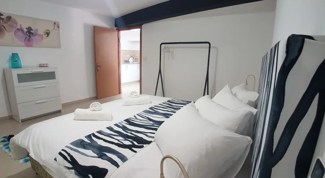 Апартаменты c 1 комнатой с балконом Hili Apartments
