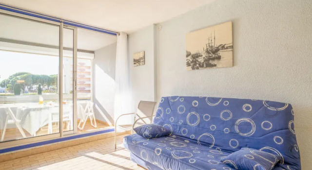 Floralies I, Boek Hotel Hotels in Camargue met parkeren, Parkeren