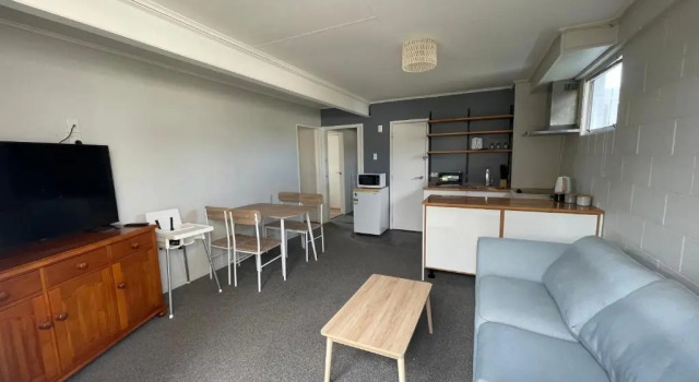 Коттедж Private 2 bedrooms suite with free parking