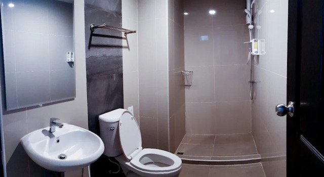 Трёхместный номер Deluxe B-Black Hotel Chonburi