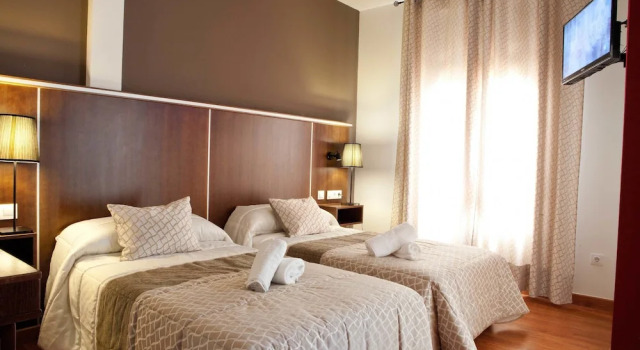 Двухместный номер Standard с балконом Hospedium Hotel Plaza Manjón