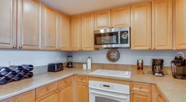 Апартаменты Florida Resort Condo: Walk to Pensacola Beach!