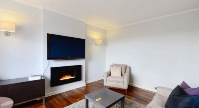 Bright and Central Studio Apartment