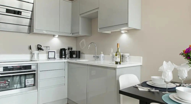 Коттедж Gorgeous 5 Star Location 2 min to Brighton Beach
