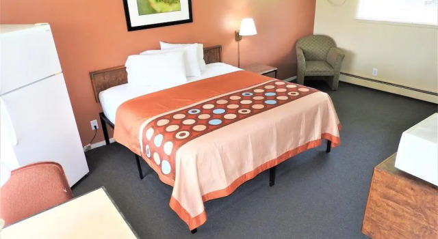 Country Meadow inn, Varaa Mini-hotelli South Lyon Michigan