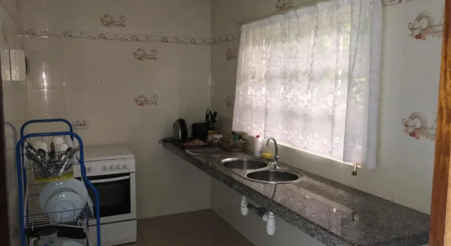 Коттедж с 2 комнатами Skyblue Guesthouse - Self Catering