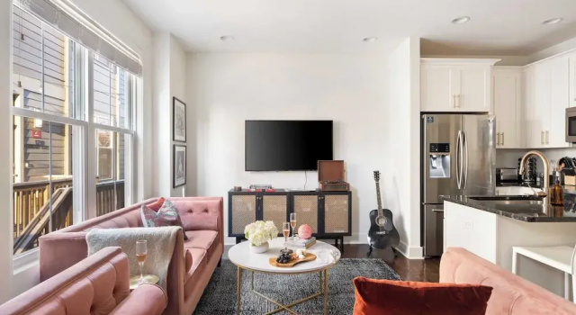 Hart Suite Buyout 7 by Avantstay Two Nashville Town Houses w/ Stunning Amenities & Design