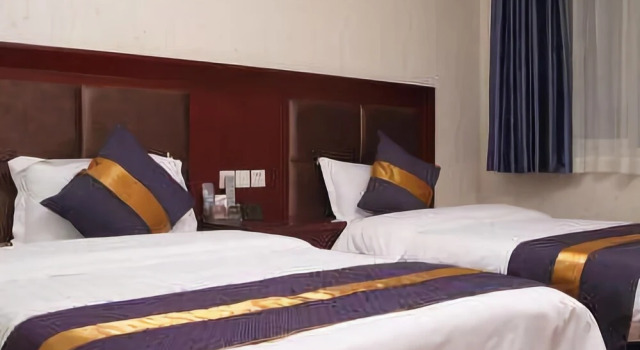Chunxi Yujing Hotel, Prenota Hotel Chengdu Sichuan