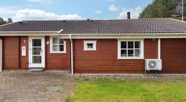 "Lilian" - 600m from the sea in Sealand, Varaa Hotelli Praesto Sjellannin saari
