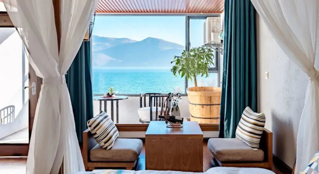 Floral Hotel Dali Shanhaiyiyu Lakeview, Varaa Hotelli Hotellit da pysäköinnillä, Pysäköinti