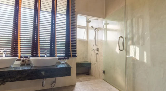 Номер Deluxe с балконом и с видом на озеро Bhu Tarn Koh Chang Resort & Spa