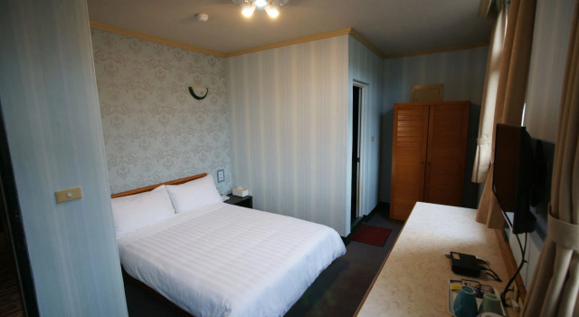 Rich Zone Hotel