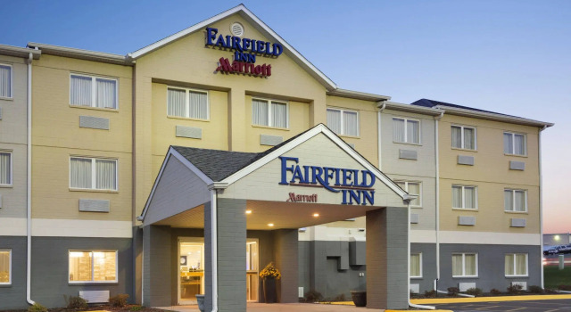 Dubuque Inn & Suites, Rezervasyon Otel Dubuque Iowa
