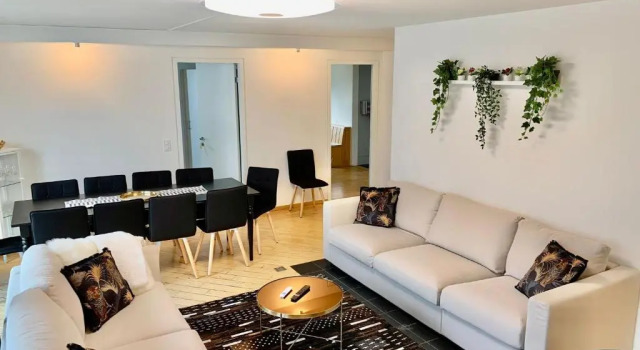 Ferienwohnung Rütiboda 8-10 Personen, Book Hotel Davos Grisons
