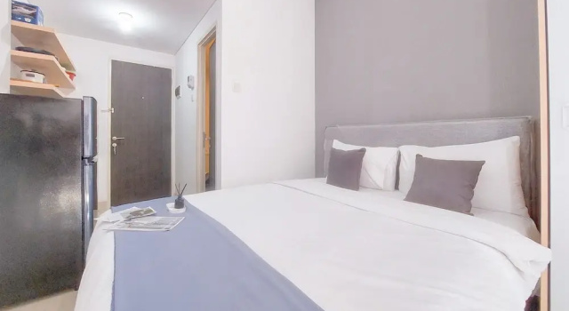 Студия Deluxe Comfy Studio at Serpong Garden Apartment By Travelio