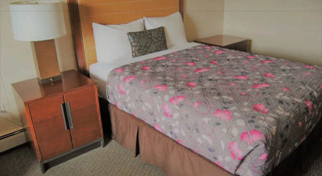 Номер Standard Derrick Motel