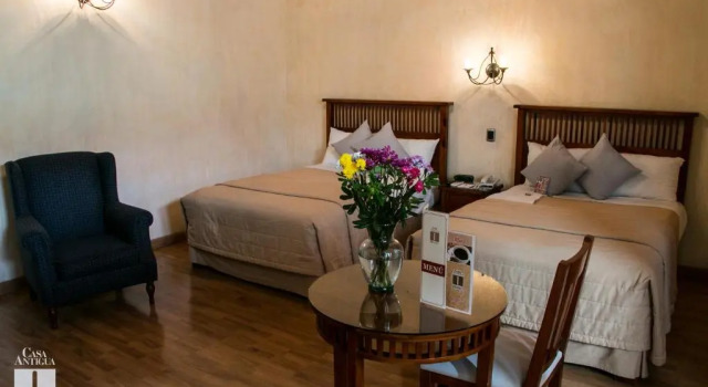 Полулюкс Hotel Casa Antigua