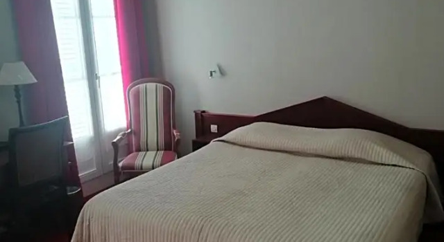 Трёхместный номер Standard Hôtel Du Manoir
