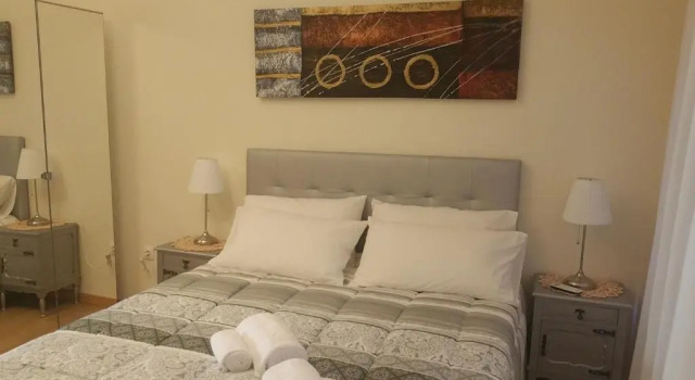 Апартаменты Downtown Porto next to subway with parking FREE