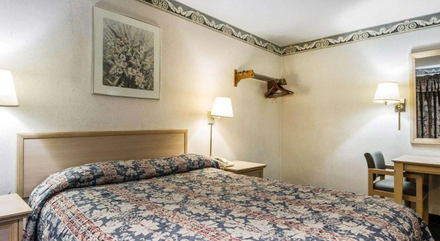 Двухместный номер Standard Rodeway Inn Monterey Near Fairgrounds