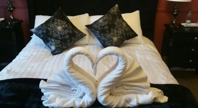 The Black Boy Hotel, Buchen Sie Hotel Sudbury 
