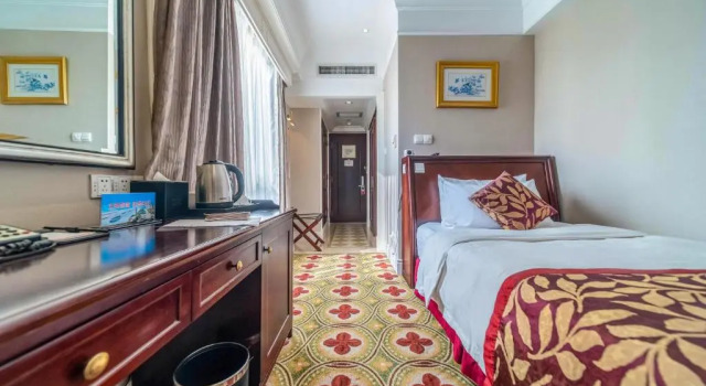 Одноместный номер Standard Ramada Yichang Hotel