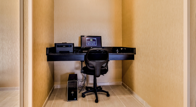 Cobblestone Inn & Suites - Waverly