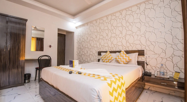 FabHotel Eleanora - New Town, Забронировать Отель Отели New Town с завтраком, Завтраки