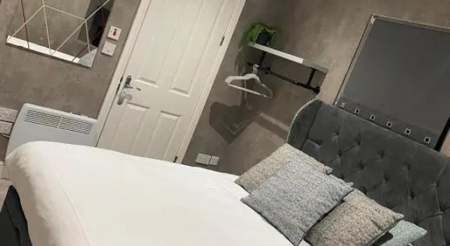 Ali's holiday apartments F2, Забронировать Апартаменты/квартира Отели Блэкпул с парковкой, рядом с Конференц-центр Winter Gardens, Парковка