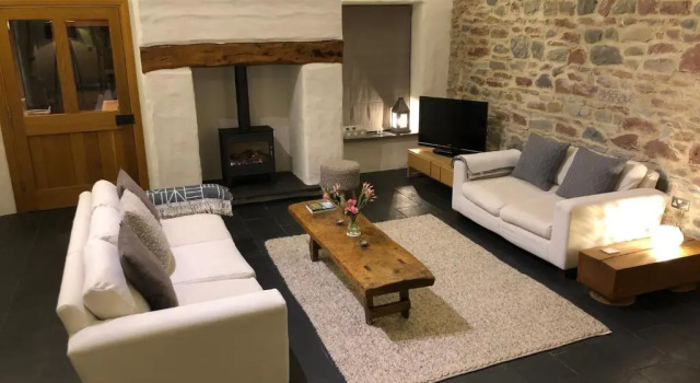 Dan y Graig Barn, Carmarthen, Забронировать Отель Кармартен Carmarthenshire