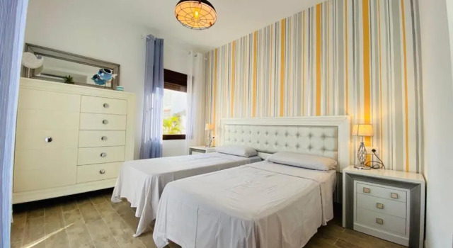 Коттедж Pirata Bungalow sea front