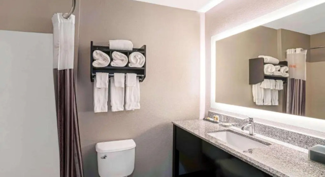 Семейный номер Standard La Quinta by Wyndham Lebanon