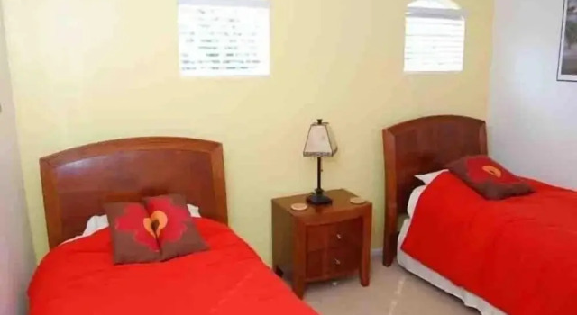 Bailey Villa 4 Bedroom Home, Varaa Villa Huvilat kohteessa Florida, Villa