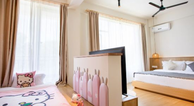 Люкс с балконом Shuxia · West Island No.1 Starry （Sea Island Camp Homestay）