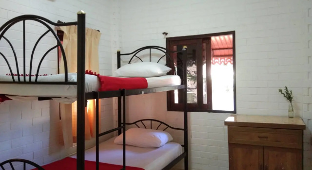 Коттедж Monkey Samui Hostel